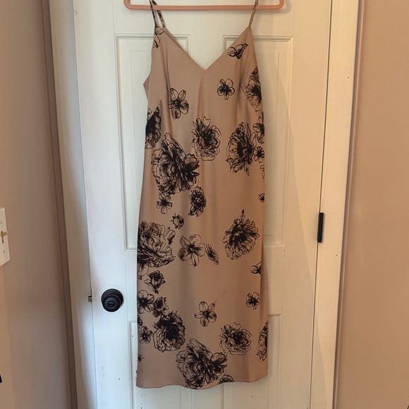 Satin Printed V-Neck Midi Downtown Cami Slip Dress Size Medium by Express - Picture 2 of 5
